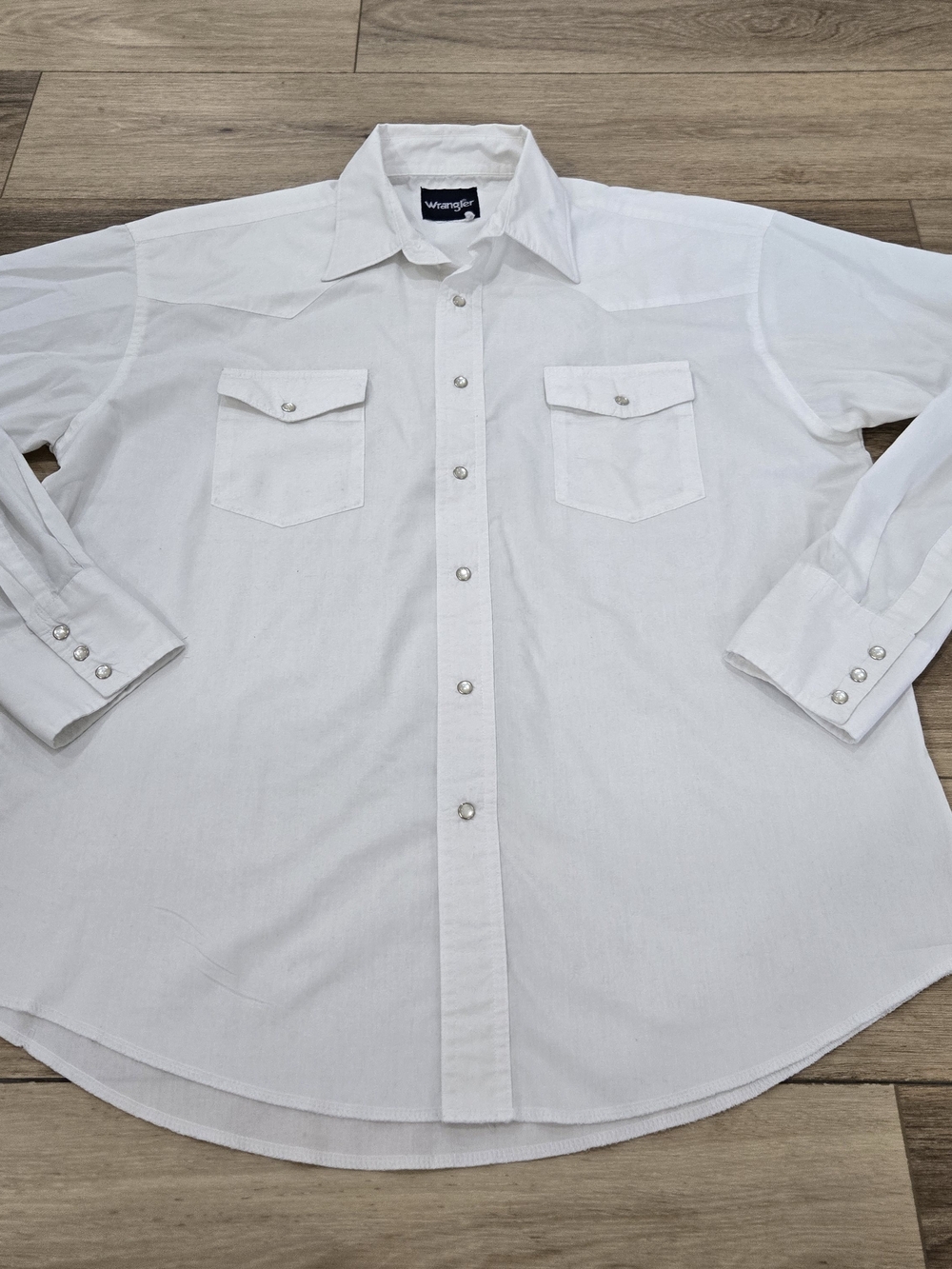Wrangler Classic Cowboy Cut Men's White Western Pearl Snap-Front Shirt